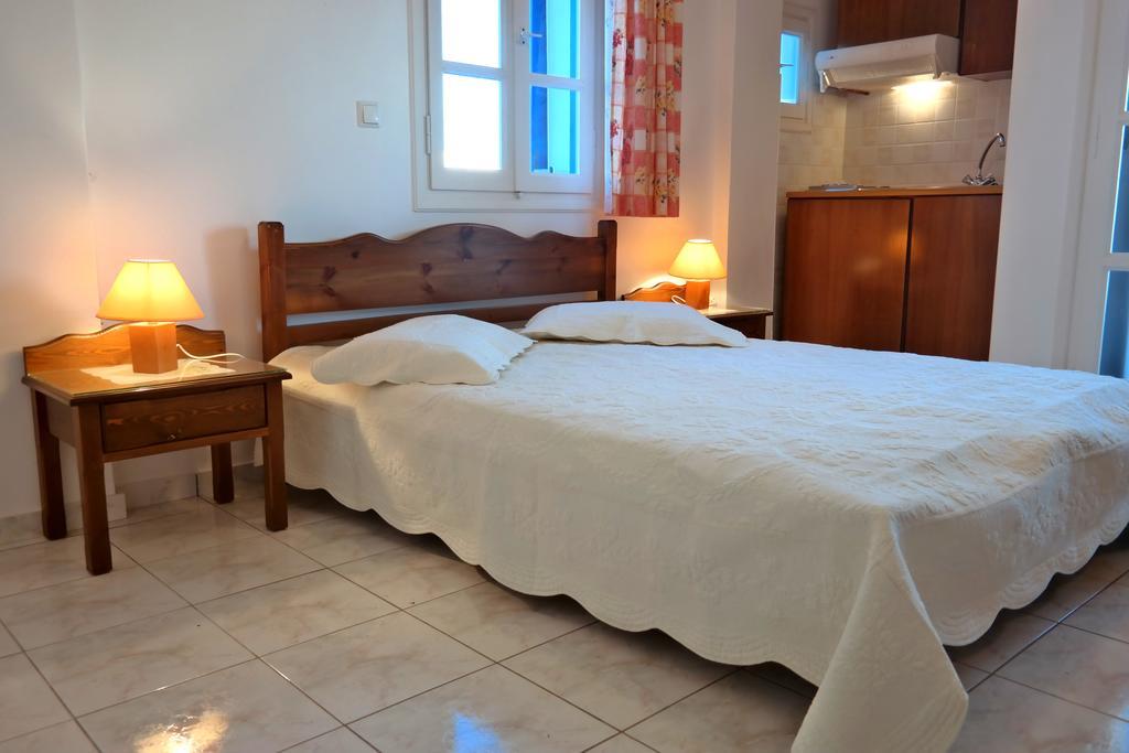 Mina's Studios in Naxos Island Agios Prokopios  Habitación foto